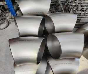 Codo de Acero al Carbono de Gran Diámetro DN15-DN2000, de Alta Presión, con Revestimiento Anticorrosivo para Proyectos de Suministro de Agua Municipal - Product Image 1