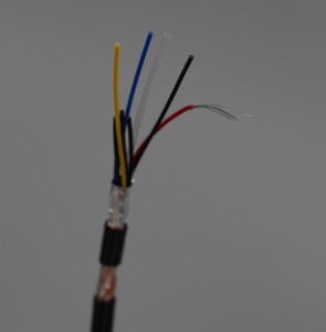 Câble plat ventilé 24AWG à enrobage direct avec canaux de ventilation axiaux pour pompe submersible, application souterraine étanche - Product Image 3