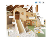 Équipement de jeu intérieur en bois OEM/ODM pour enfants avec piscine à balles, toboggan en bois et coin de jeu de rôle pour centres de divertissement familial et centres commerciaux