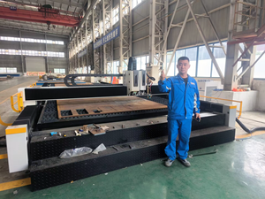 Cortadora de fibra láser CNC industrial de fábrica 1500 vatios con sistema de aire acondicionado 1KW 1.5KW 2KW Metal Laser Hiwin Rail - Product Image 4