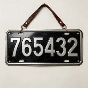 Plaques de décoration suspendues en métal gaufré style ancien, numéros vintage, souvenirs, accessoires de voiture, plaques d'immatriculation - Product Image 1