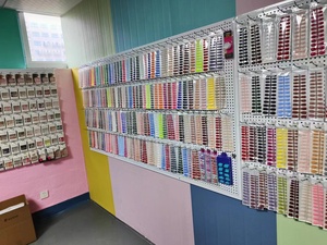 Faux Ongles en Gros en Vrac à Motifs Aléatoires et Tailles Mixtes 24 Pièces : Ongles Amande, Ongles Carrés et Ongles Cercueil à Coller - Product Image 3