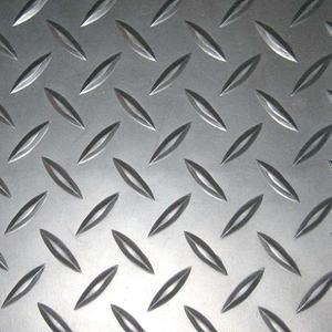 Plaque d'<span class=keywords><strong>aluminium</strong></span> gaufrée de qualité supérieure avec <span class=keywords><strong>propriétés</strong></span> antioxydantes, série 1000, norme ASTM, motif losanges - Product Image 4