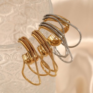 Pendientes colgantes de acero inoxidable con borlas de oro de 18k estilo europeo americano para mujer, diseño geométrico, cadena con bloques de color, a la moda. - Product Image 1
