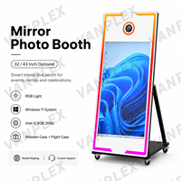 Machine Photobooth Miroir Magique 65 Pouces pour Événements, Cabine Photo Selfie avec Écran Tactile LCD 43 Pouces, Emballage Flight Case et Roues