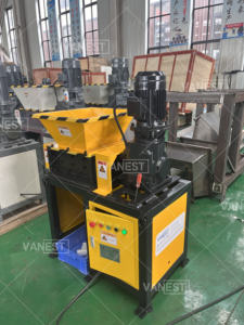 Mini Trituratore a Doppio Albero per Frantumazione di Plastica, Rifiuti Elettronici Metallici e Riciclaggio di Dischi Rigidi per Computer - Product Image 4