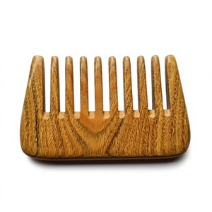 หวีไม้ทำมือรูปทรงสี่เหลี่ยมผืนผ้า งานไม้ขัดเงา ของตกแต่งบนโต๊ะ - Product Image 1