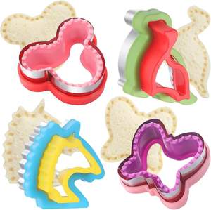 Juego de 4 Sellos para <span class=keywords><strong>Galletas</strong></span> de Acero Inoxidable Ecológicos, Tamaño Grande de 10.5 cm, Formas de Corazón y Estrella para Hornear y Hacer Sándwiches - Product Image 2