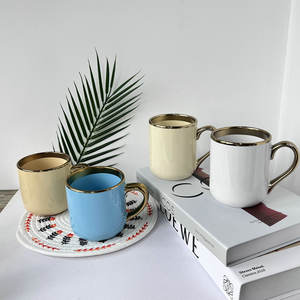 Taza de café de cerámica con borde dorado y mango, Impresión de logotipo personalizado, sublimación, taza en blanco - Product Image 1