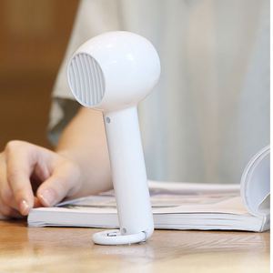 Ventilador eléctrico portátil silencioso de 2 velocidades recargable por USB, pequeño soporte de escritorio de mano, bolsillo deportivo, artículo promocional automotriz - Product Image 4