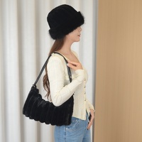 Ensemble de sacs à bandoulière en peluche pour femmes, élégant sac à main minimaliste à porter sous le bras avec chapeau assorti