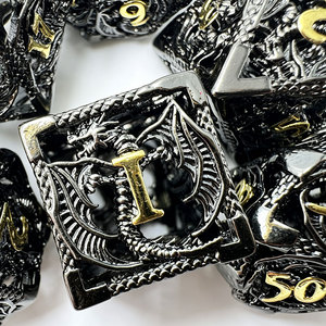 Exquisitos dados poliédricos de metal hueco con diseño de dragón espiral tallado en el interior, kit temático de fantasía para accesorios de juegos de rol de mesa COC - Product Image 4