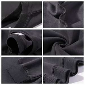 เสื้อสเวตเตอร์ผู้ชายแบบเรียบ ปี 2026 จากโรงงานโดยตรง ขายส่งจำนวนมาก พร้อมบริการสกรีนโลโก้แบบพิมพ์นูน 3 มิติ  เสื้อสเวตเตอร์ถักทรงโอเวอร์ไซส์สำหรับผู้ชาย - Product Image 4