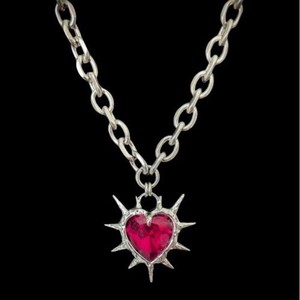 Collier Cœur d'épines, chaîne en alliage, pendentif rouge rubis, bijoux gothiques tendance pour femmes, été 2024 - Product Image 3
