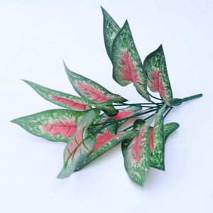 Vente <span class=keywords><strong>en</strong></span> gros d'usine Personnalisation Arrangement floral de mariage Plante artificielle <span class=keywords><strong>en</strong></span> forme d'arbre Élément décoratif floral <span class=keywords><strong>en</strong></span> plastique - Product Image 1