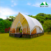 Tente de restaurant en forme de voile de désert pour l'extérieur, tente de camping imperméable, tente de safari, tente de glamping pour complexe hôtelier