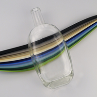 Bouteille en verre de luxe 500ml & 750ml Vodka Whisky Liquor-Design clair et élégant avec des options d'étiquettes personnalisées fabriquées en Chine