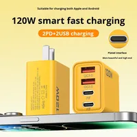 Vente chaude Portable personnalisable EU/US/UK Plug 4 ports chargeurs rapides adaptateurs type-c PD QC chargeur adaptateur de voyage