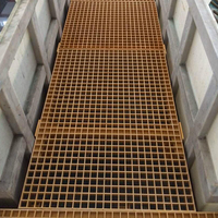 Grille en plastique FRP antidérapante pour plate-forme, passerelle et bande de roulement d'escalier