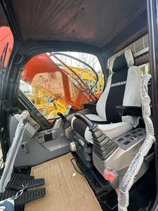 Excavadora Coreana Usada de 30 Toneladas, Doosan DX300LC-9C, con Pocas Horas de Uso, en Venta - Product Image 4