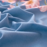 Parure de lit quatre pièces en coton pur brossé éco-responsable, motif plantes et fleurs, style moderne et épuré, tendance et épaisse