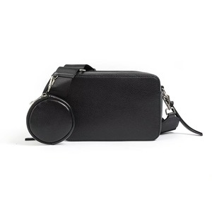 Sac à main en cuir de luxe pour femme, best-seller, idéal pour le quotidien des femmes modernes, disponible à la vente - Product Image 4