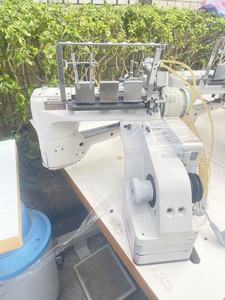 Máquina de Coser Overlock de Cuatro Agujas y Seis Hilos de Marca [Brand Name] - Product Image 4