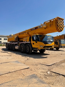 Grúa XCT100 de 100 toneladas usada, bien mantenida, probada y en funcionamiento, precio asequible, grúas usadas de 100t, 130t, 160t, 200t en venta a bajo precio - Product Image 6