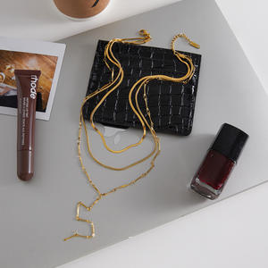 قلادة عصرية للنساء مطلية بالذهب عيار 18 قيراط، سلسلة على شكل حرف Y بثلاث طبقات متعددة، قلادة خانقة أنيقة - Product Image 5