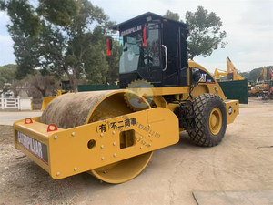 18 tonnes utilisées Cat Cs683e rouleau de route vibratoire à tambour lisse à vendre compacteur de terre Cs-683e Caterpillar - Product Image 2
