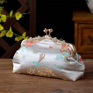 Bolsas de Mão de Luxo para Mulheres com Bordado de Pérolas e Flores, Estilo Chinês, Bolsa Clutch Brilhante para Casamento - Product Image 4