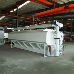 Camión Cisterna Personalizado de 6-45cbm para Grano a Granel, Carrocería de Camión de Transporte de Alimentos, Nuevo Camión de Alimentos para Pollos con Silos - Product Image 3