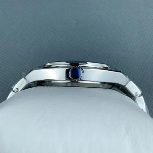 Nouvelle montre automatique mécanique pour homme VC4500 Classic 2026 avec cadran blanc, bracelet en acier, affichage du calendrier super lumineux et boîtier transparent - Product Image 4