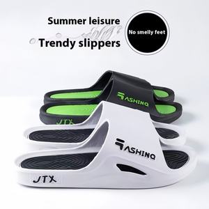 Paquete familiar Zapatillas de PVC Antideslizante y fácil de limpiar Toboganes domésticos para exteriores para todas las edades - Product Image 4