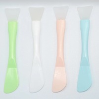 Pinceaux de maquillage en silicone double-embout personnalisés en gros, outils de beauté portables adaptés aux soins du visage et aux soins de beauté