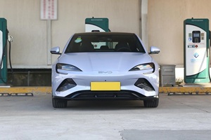 Vente en gros BYD Seal 2025 Berline intermédiaire 100% électrique Autonomie CLTC 510 km Moteur 170 kW Charge rapide 25 min Véhicule d'exportation - Product Image 2