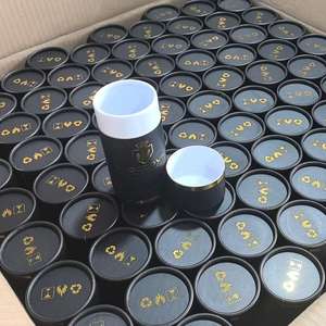 Insert cylindrique en papier kraft recyclable de haute qualité avec estampage à chaud doré pour emballage de tubes d'huile pour la peau - Product Image 2