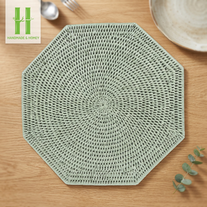 Nouvel arrivage Plaques de chargement en rotin hexagone tendance Boho Napperon en rotin OEM Offre Spéciale Napperon Plaque de chargement en osier du Vietnam - Product Image 1