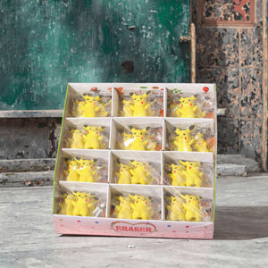 2025 yeni XS bireysel ambalaj öğrenci hediye yaratıcılık 3D Pikachu şekilli komik kurşun kalem silgisi ilkokul sevimli karikatür sarı - Product Image 3