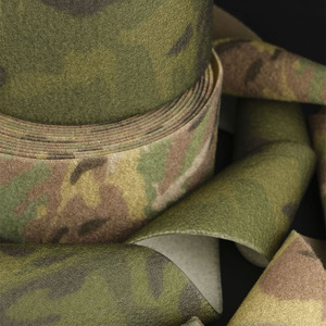 Accessori mimetici per esterni 100mm di cinghie in Velcro mimetico personalizzate con gancio e anello in più specifiche - Product Image 4