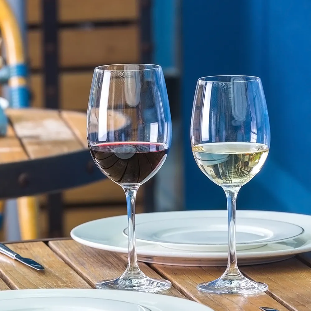 रेस्तरां के लिए स्टोन आइलैंड कस्टम लोगो रसोई चश्मा लंबे तने वाला साफ़ वाइन ग्लास क्रिस्टल सफेद लाल वाइन चश्मा