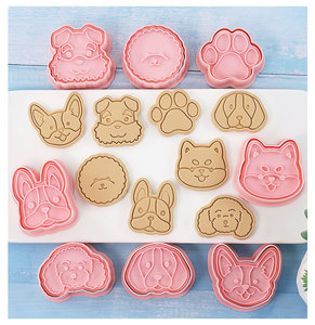 8 pièces en plastique <span class=keywords><strong>chien</strong></span> <span class=keywords><strong>emporte</strong></span>-pièces et tampons à piston ensemble 3D gaufrage <span class=keywords><strong>Biscuit</strong></span> moule presse <span class=keywords><strong>pour</strong></span> la cuisson Fondant <span class=keywords><strong>chien</strong></span> biscuits - Product Image 2