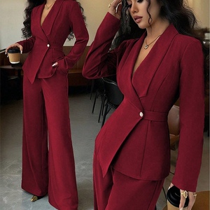 Completo elegante da donna a due pezzi con blazer a maniche lunghe e pantaloni a gamba dritta - Product Image 4