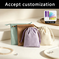 Pochettes en velours, sacs cadeaux, sacs à cordon en satin, petites pochettes, pochettes en satin soyeux, sacs de rangement pour bijoux, pochettes douces pour ranger les bagues