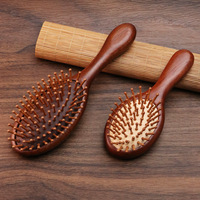 Peigne compact à coussin d'air en bois massif Tête de bois de santal avec caractéristiques de massage méridien Écologique Usage domestique Fabricant Vente en gros