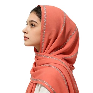 Nouveau <span class=keywords><strong>Voile</strong></span> Long Respirant en Mousseline de Soie Perlée Malaisienne-Indonésienne avec Chaîne de Strass et Motif Rayé Style Hui pour Femme - Product Image 5
