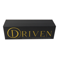 Boîte cadeau carrée rigide en carton recyclable personnalisée avec couvercle à rabat noir mat et estampage à chaud pour bouteille de whisky en verre de 750 ml