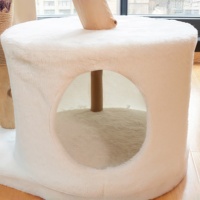Arbre à chat en bois massif de luxe moderne et naturel, griffoir, tour pour chats de grande taille, arbre à grimper pour chats, meubles d'intérieur