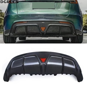 ลิ้นกันชนหลังคาร์บอนไฟเบอร์ทรง C สำหรับรถยนต์พลังงานใหม่รุ่น Y - Product Image 1