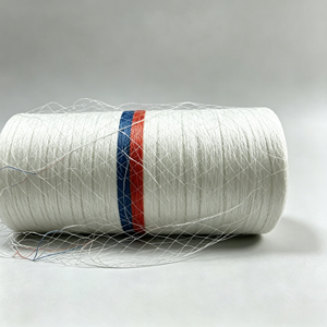 Rete in HDPE Lavorata a Maglia con Linea di Avvertimento, Pellicola Estensibile Morbida Lucida per Imballaggio di Mais e Mangimi, Facile Monitoraggio e Taglio - Product Image 3